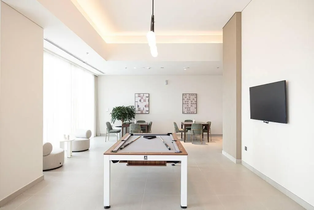 Downtown Sky High Luxury Apartment I City And Sea Views I Opp Dubai Mall Burj Khalifa Förenade Arabemiraten