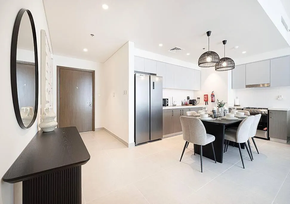 Downtown Sky High Luxury Apartment I City And Sea Views I Opp Dubai Mall Burj Khalifa
