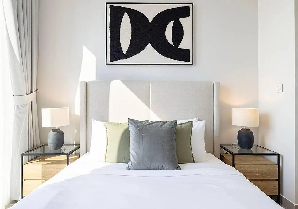Downtown Sky High Luxury Apartment I City And Sea Views I Opp Dubai Mall Burj Khalifa